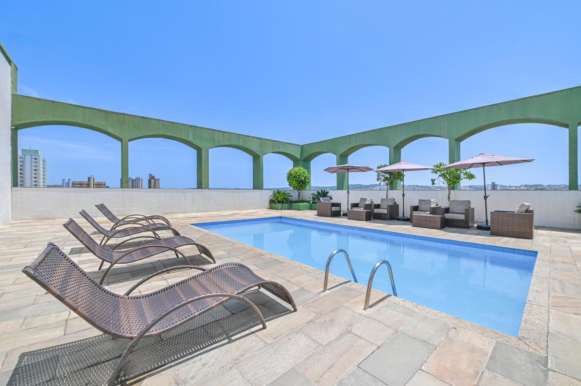 Hotel Nacional Inn Лімейра Екстер'єр фото